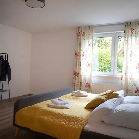 Cessna, Elegante Wohnung, 2 Schlafzimmer, Ueberdachte Terrasse Lejlighed Cloppenburg