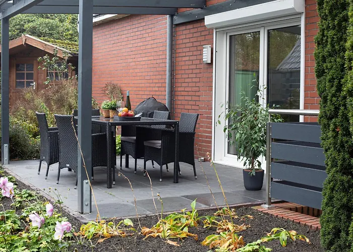 Daire Cessna, Elegante Wohnung, 2 Schlafzimmer, Ueberdachte Terrasse